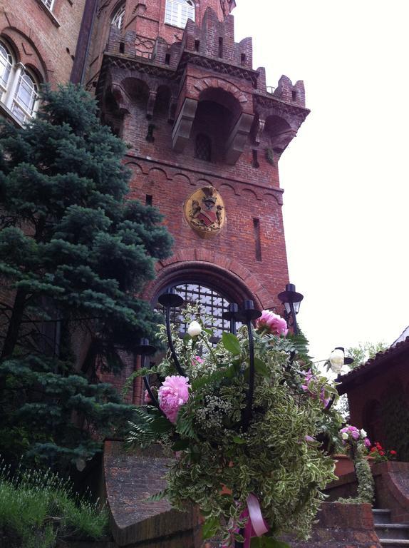 ホテル Relais Del Castello Di Oviglio エクステリア 写真